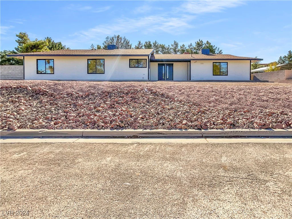 281 Chaparral, Henderson, NV 89015