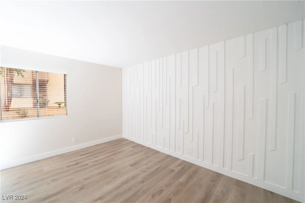 5260 River Glen, Las Vegas, NV 89103