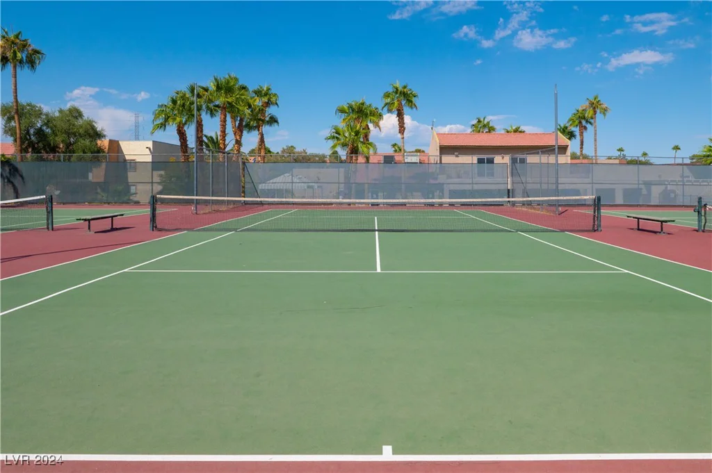 5260 River Glen, Las Vegas, NV 89103