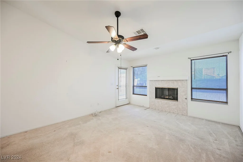 6020 Theatrical, North Las Vegas, NV 89031