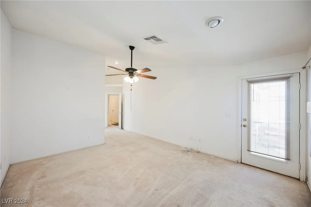 6020 Theatrical, North Las Vegas, NV 89031