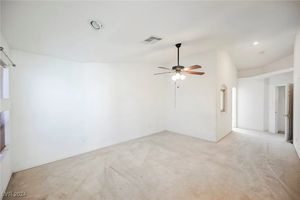 6020 Theatrical, North Las Vegas, NV 89031