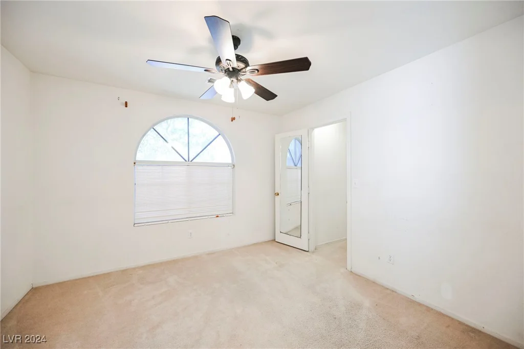 6020 Theatrical, North Las Vegas, NV 89031