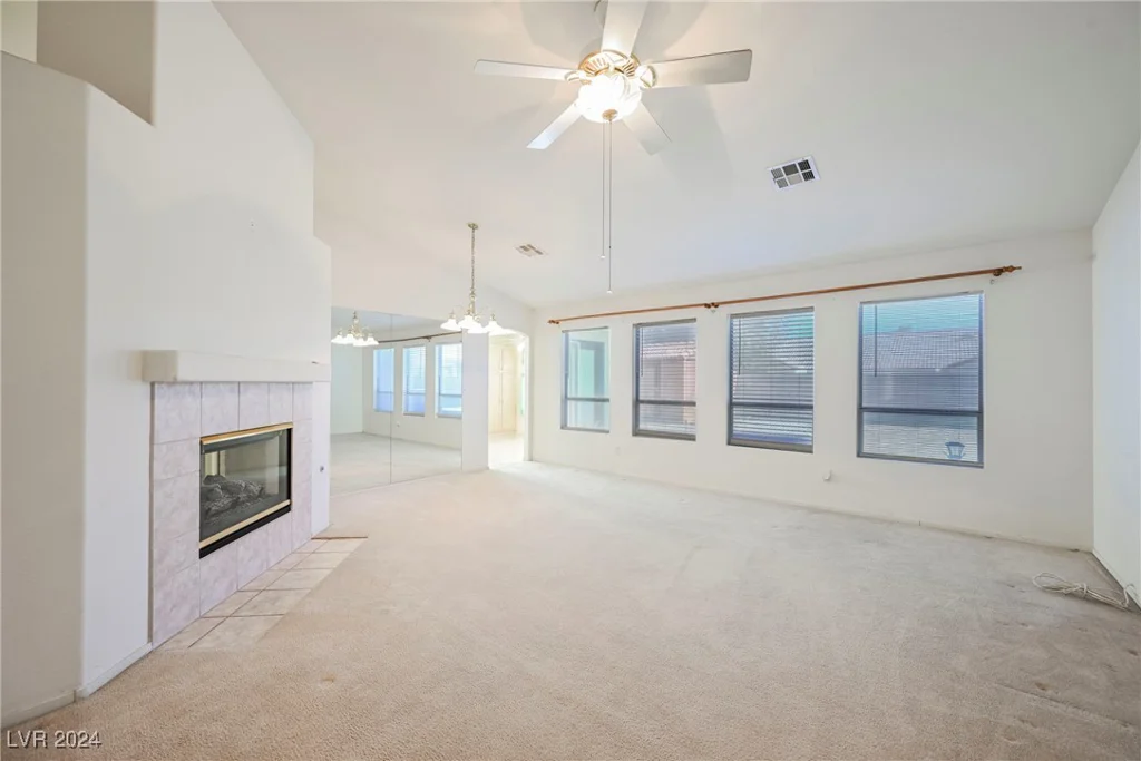 6020 Theatrical, North Las Vegas, NV 89031
