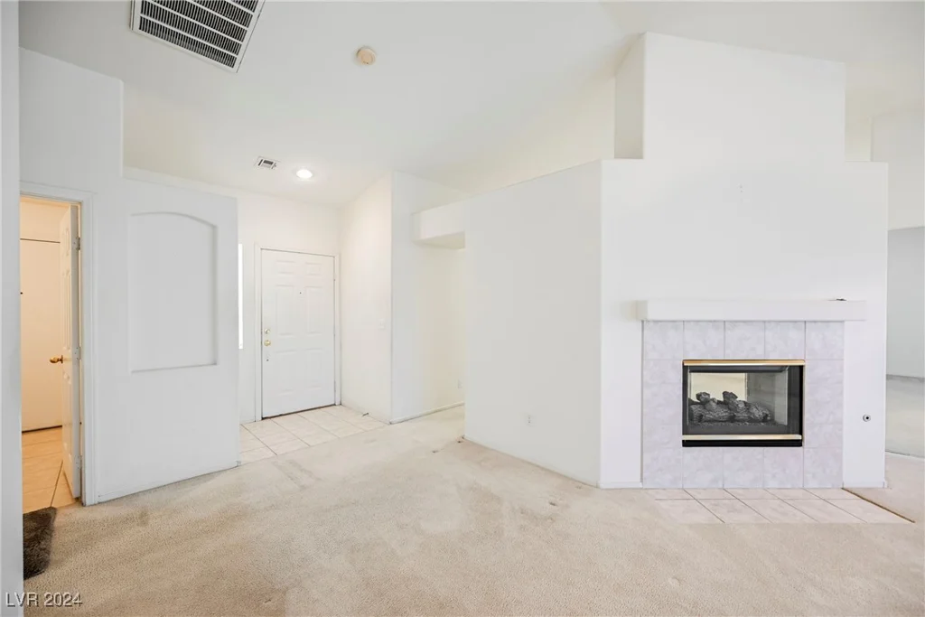 6020 Theatrical, North Las Vegas, NV 89031