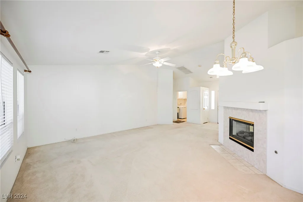 6020 Theatrical, North Las Vegas, NV 89031