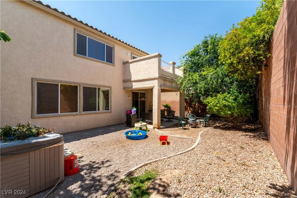 2108 Merganser, North Las Vegas, NV 89084