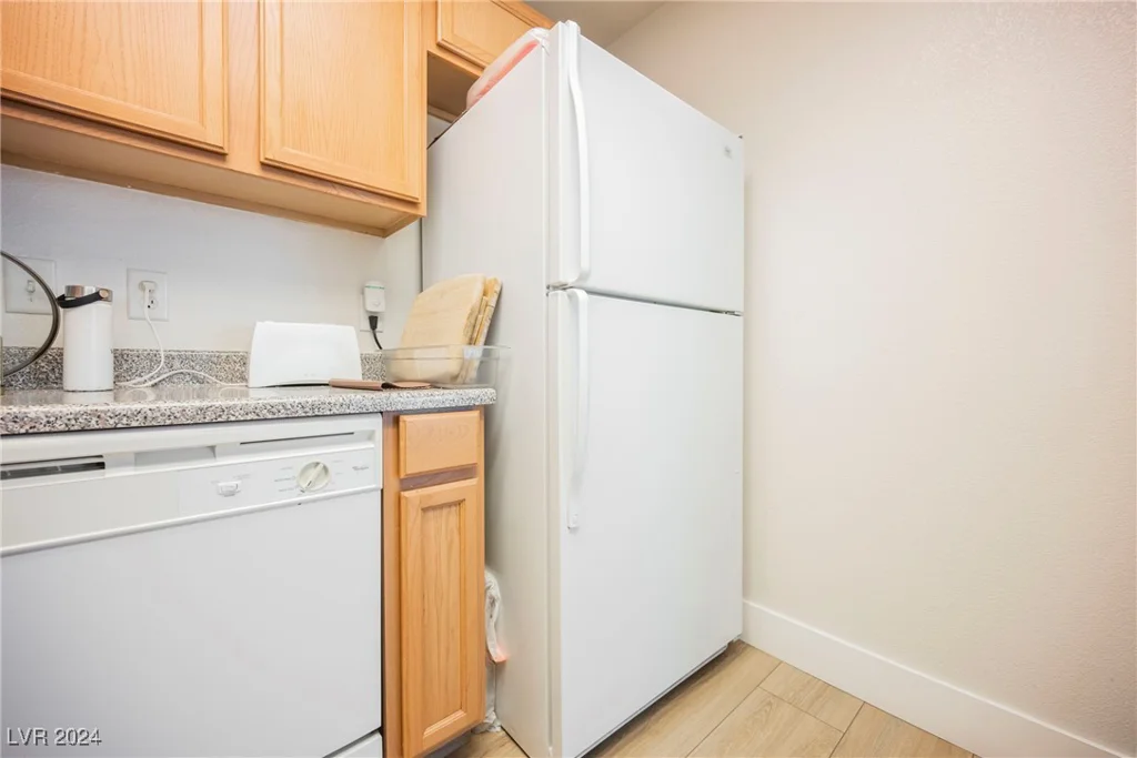 9580 Reno, Las Vegas, NV 89148