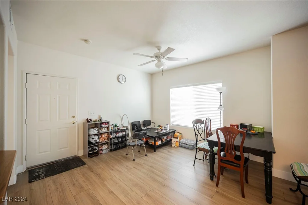 9580 Reno, Las Vegas, NV 89148