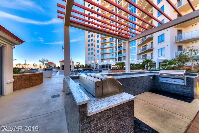 200 Sahara, Las Vegas, NV 89102