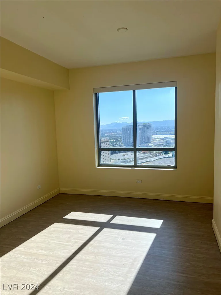 200 Sahara, Las Vegas, NV 89102