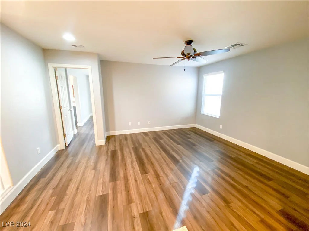 10841 Hunters Green, Las Vegas, NV 89166