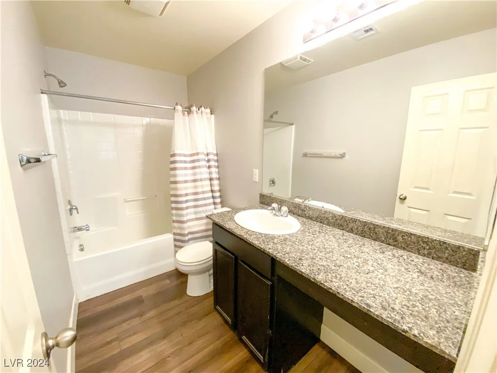 10841 Hunters Green, Las Vegas, NV 89166