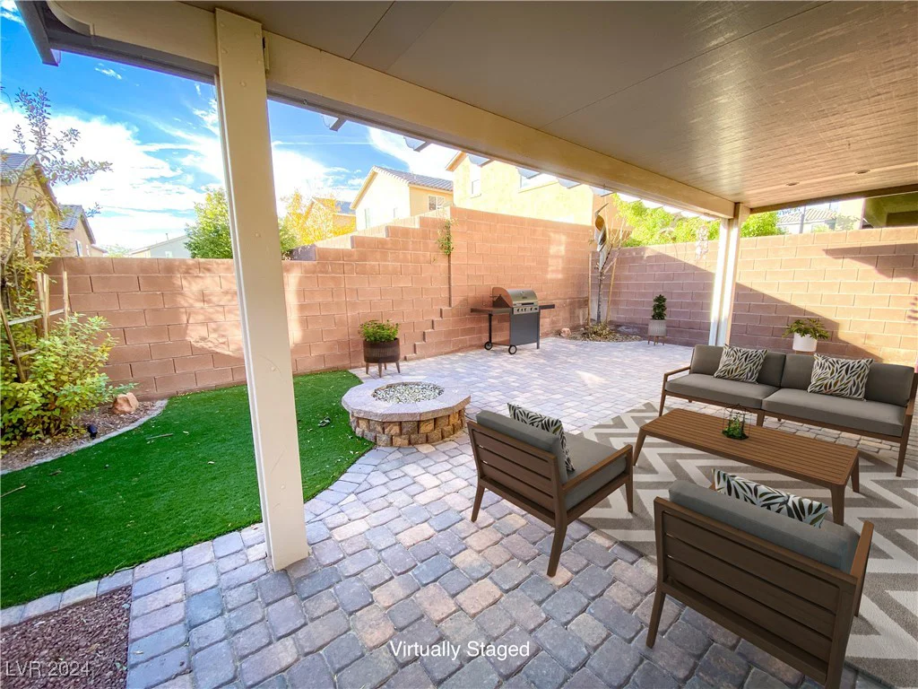10841 Hunters Green, Las Vegas, NV 89166