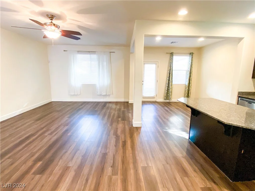 10841 Hunters Green, Las Vegas, NV 89166