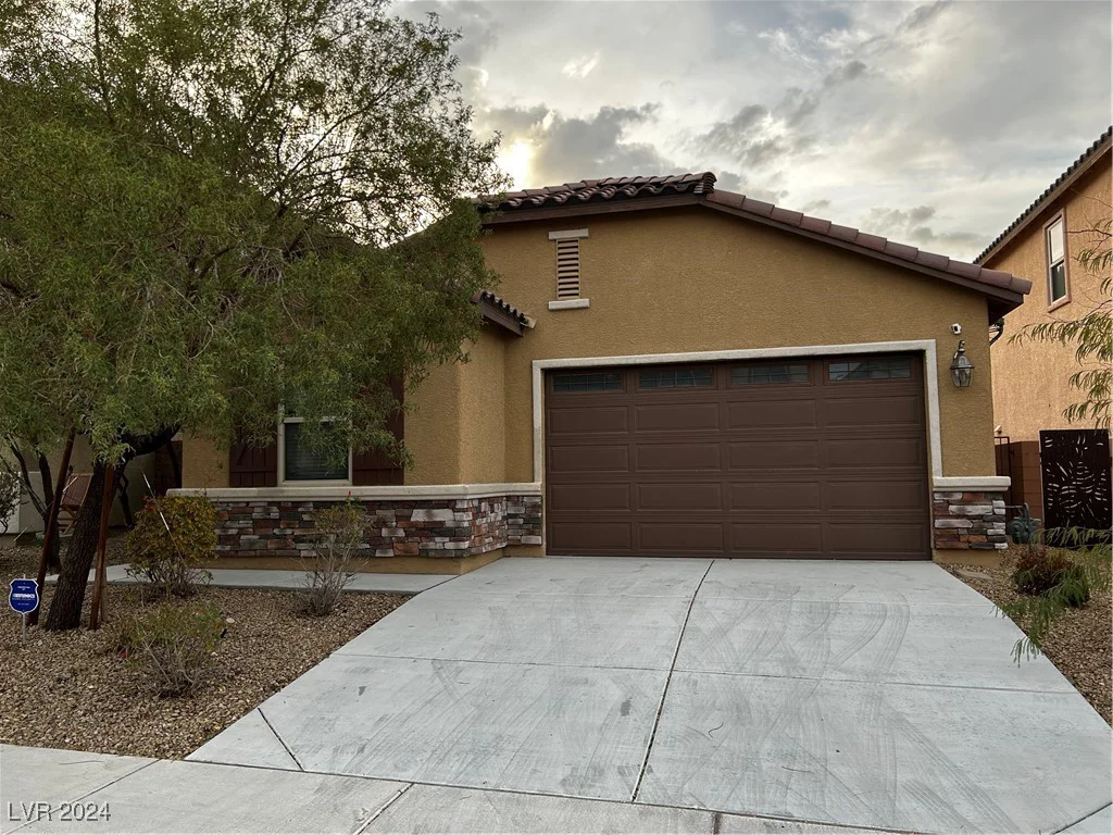 7425 Rainford, Las Vegas, NV 89148
