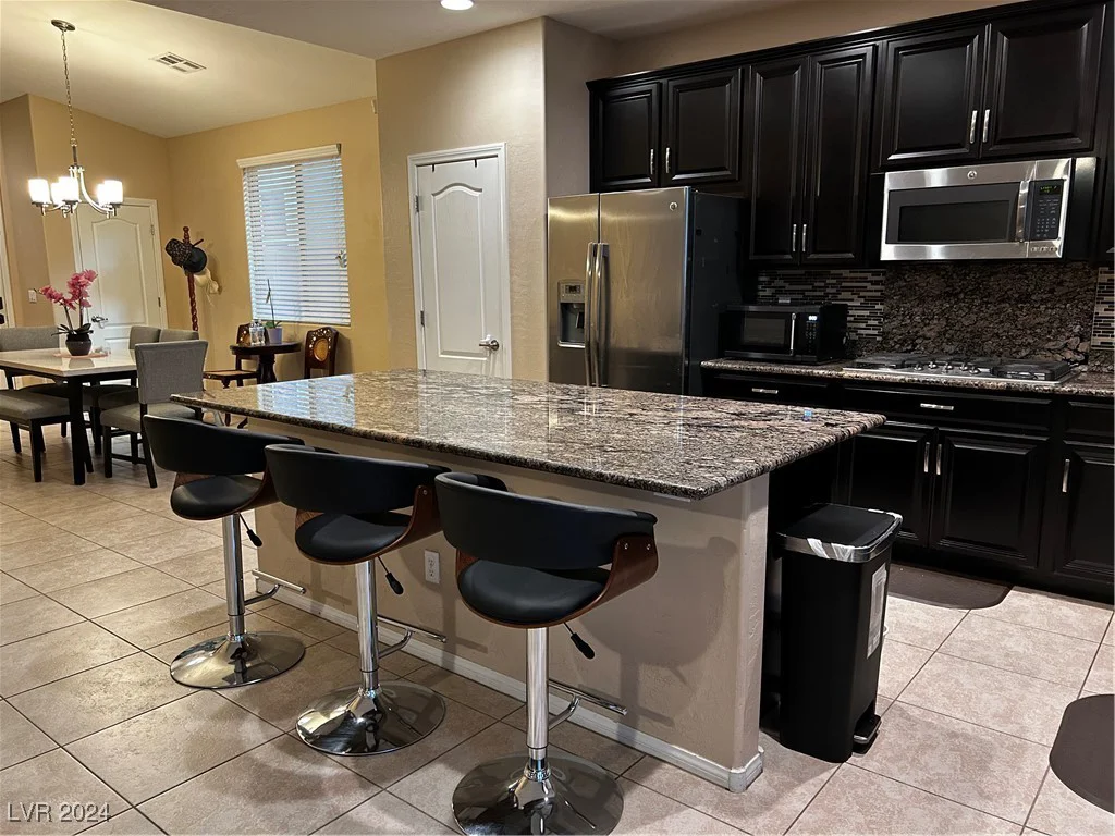 7425 Rainford, Las Vegas, NV 89148