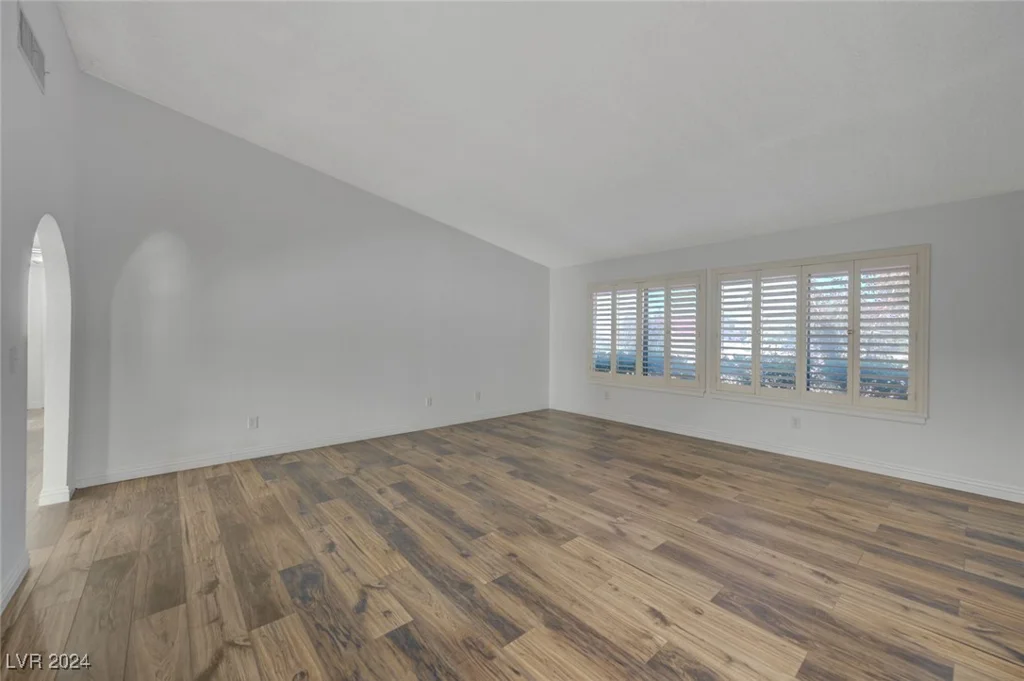 6855 Stone, Las Vegas, NV 89110