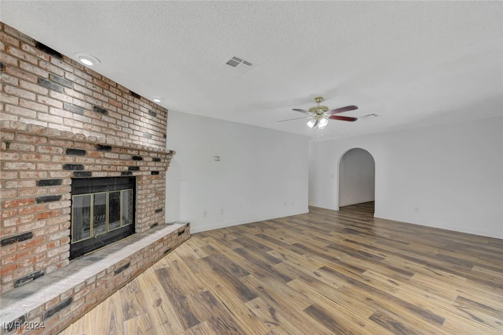 6855 Stone, Las Vegas, NV 89110