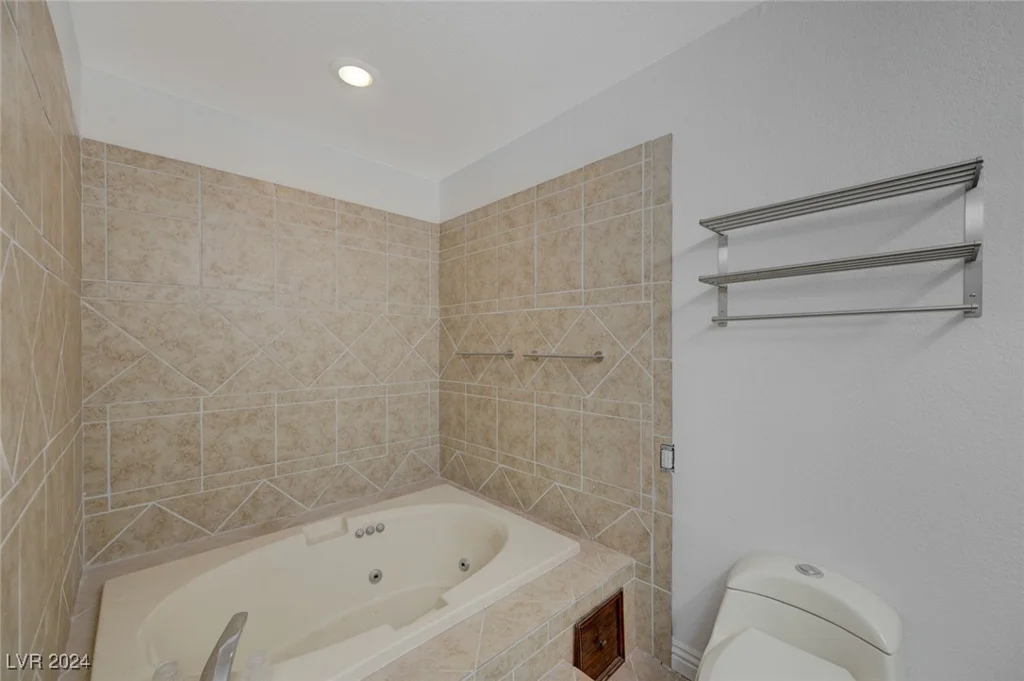 6855 Stone, Las Vegas, NV 89110