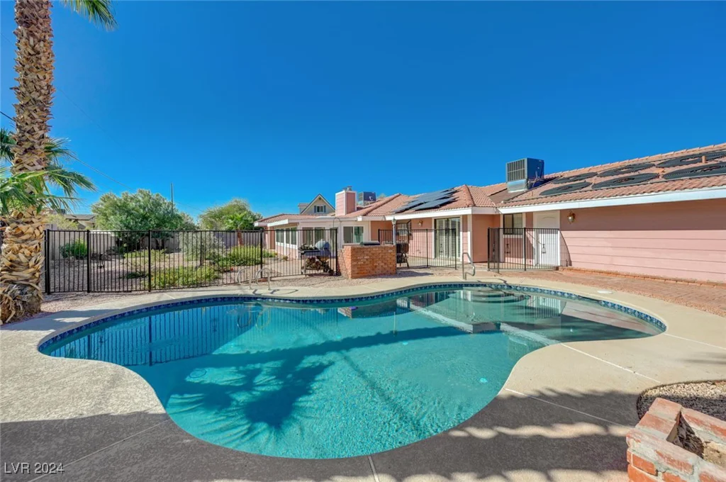6855 Stone, Las Vegas, NV 89110