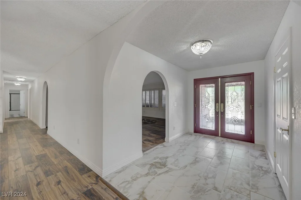 6855 Stone, Las Vegas, NV 89110