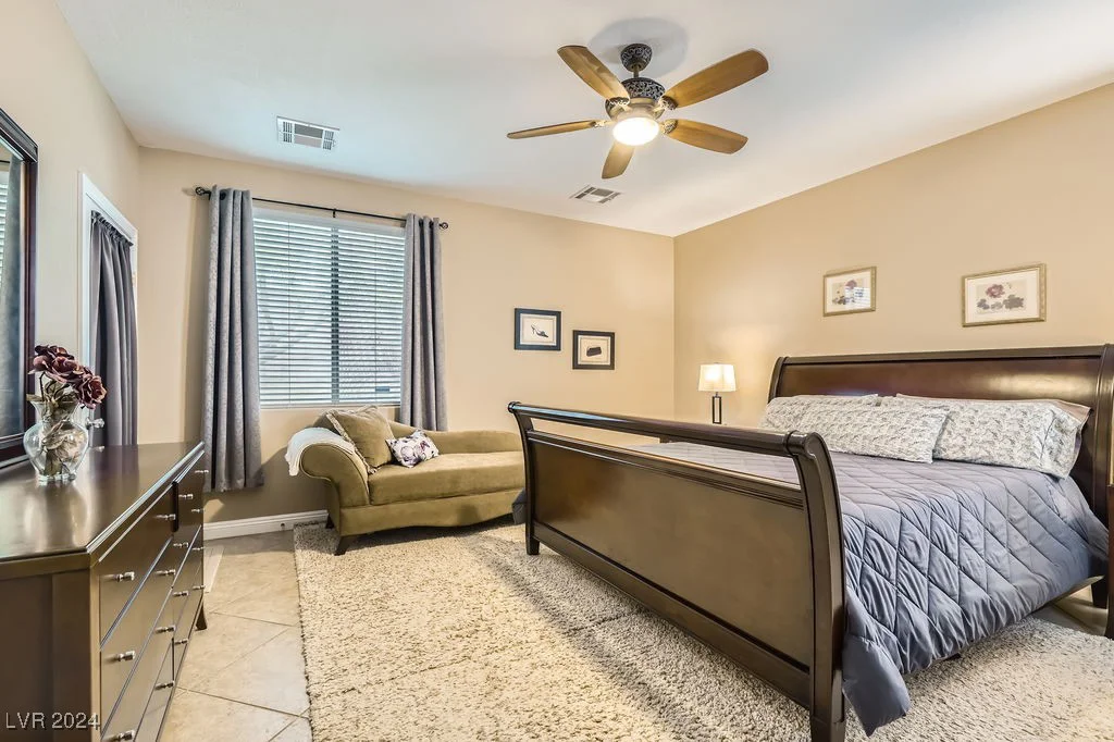 9615 Stonily, Las Vegas, NV 89178
