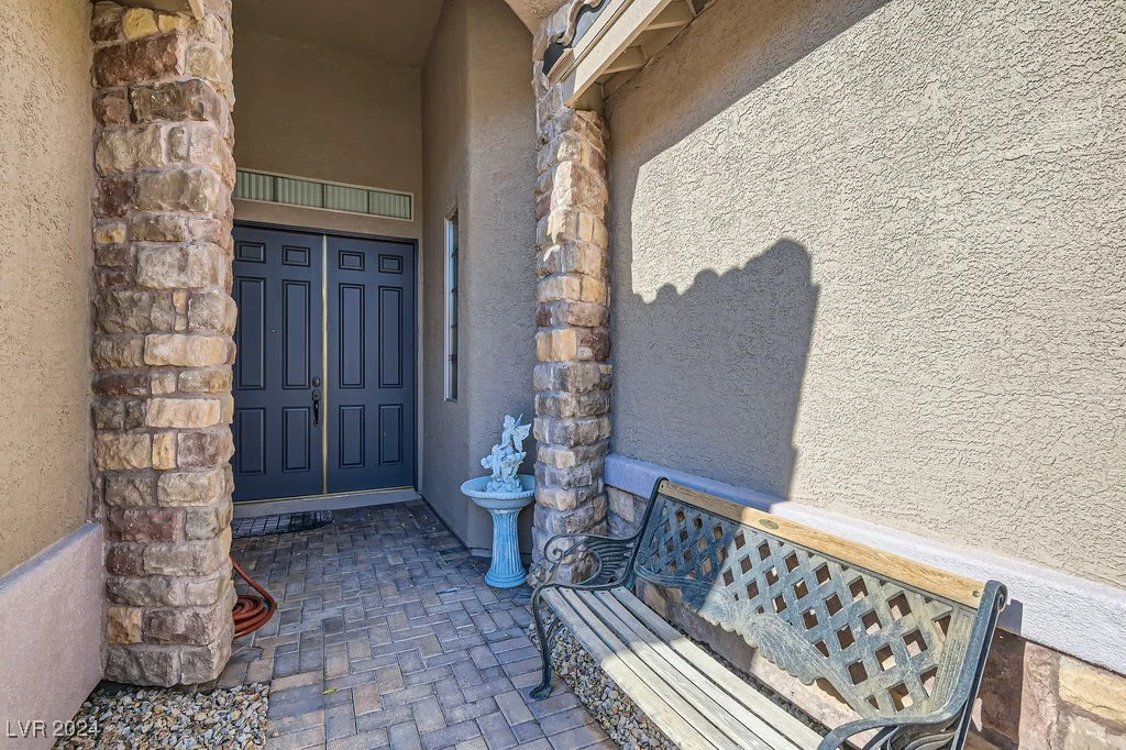 9615 Stonily, Las Vegas, NV 89178