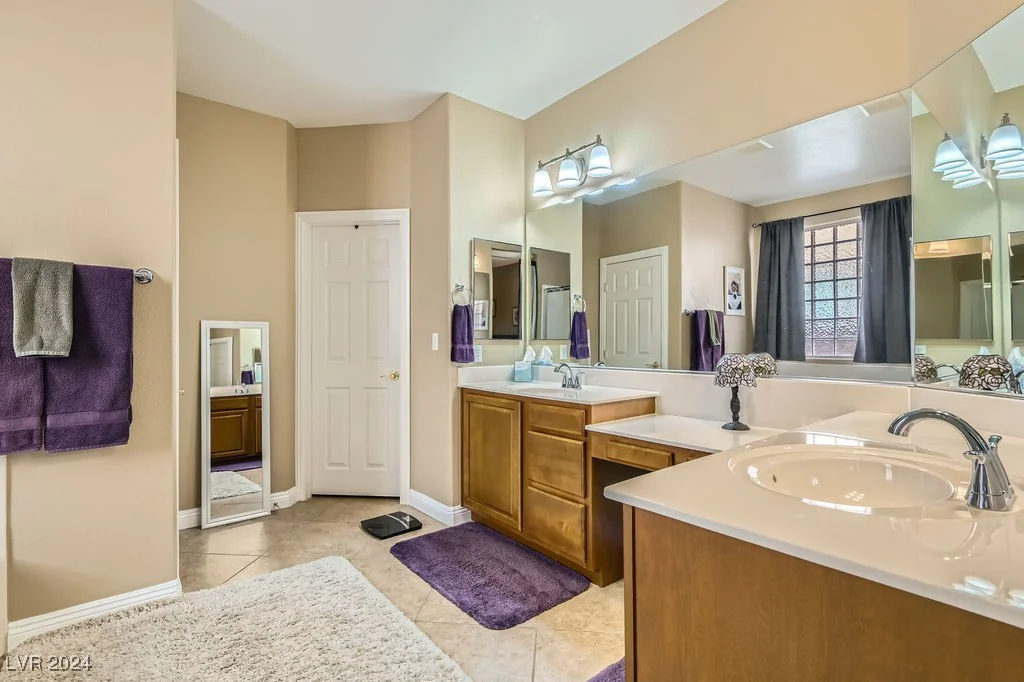9615 Stonily, Las Vegas, NV 89178