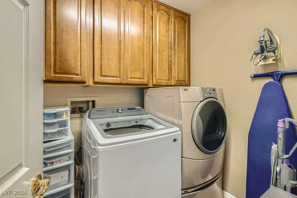 9615 Stonily, Las Vegas, NV 89178