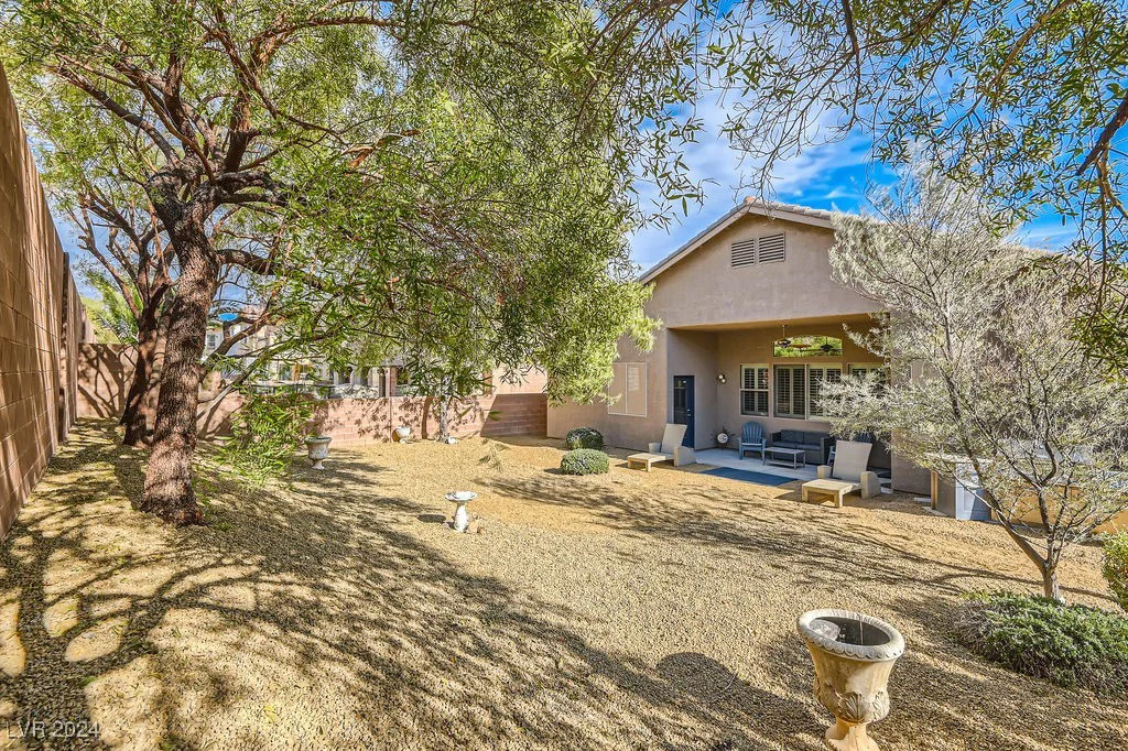 9615 Stonily, Las Vegas, NV 89178