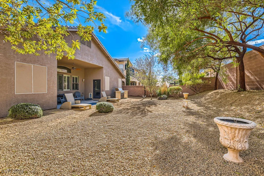 9615 Stonily, Las Vegas, NV 89178