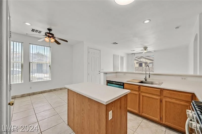 4926 Droubay, Las Vegas, NV 89122