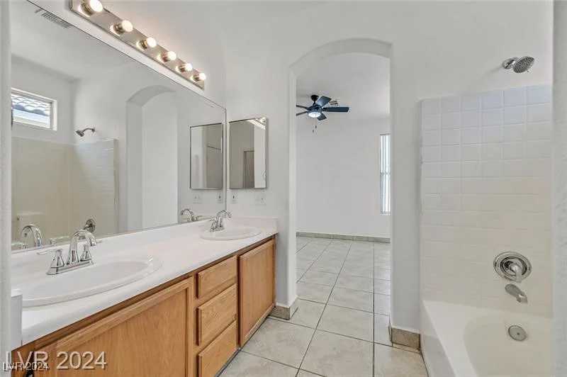 4926 Droubay, Las Vegas, NV 89122