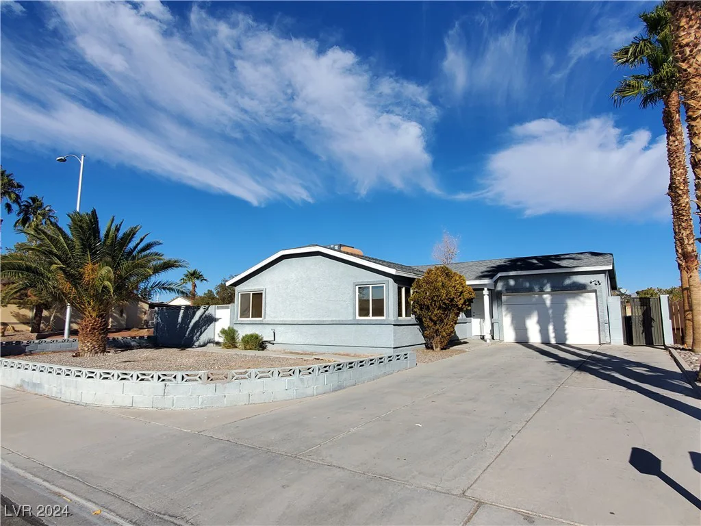 6524 Ouida, Las Vegas, NV 89108