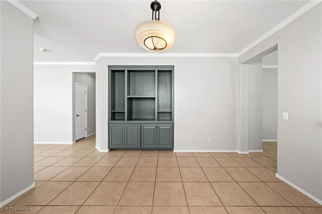 10372 SANTA CRESTA, Las Vegas, NV 89129