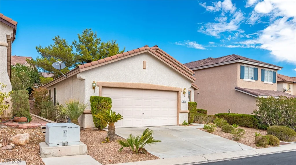 10372 SANTA CRESTA, Las Vegas, NV 89129