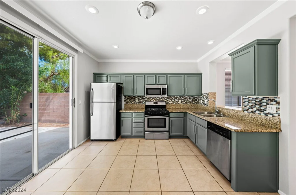 10372 SANTA CRESTA, Las Vegas, NV 89129