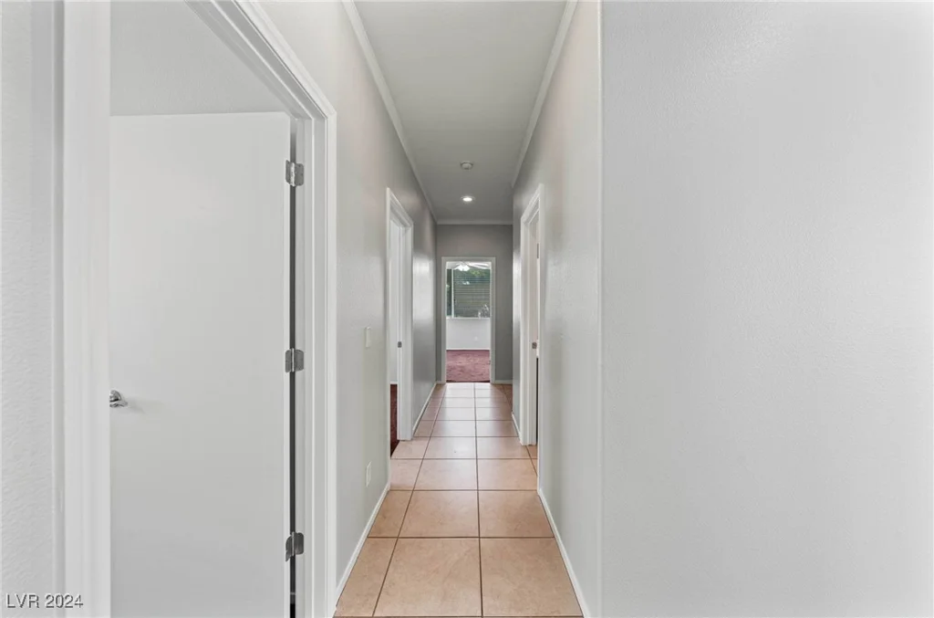 10372 SANTA CRESTA, Las Vegas, NV 89129