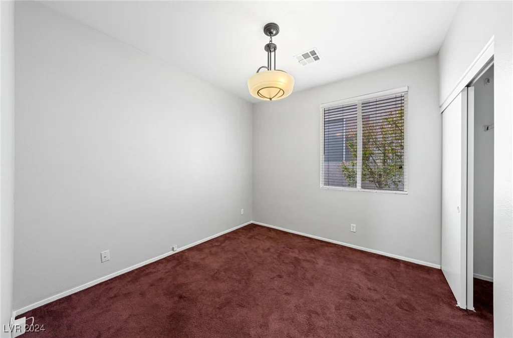 10372 SANTA CRESTA, Las Vegas, NV 89129