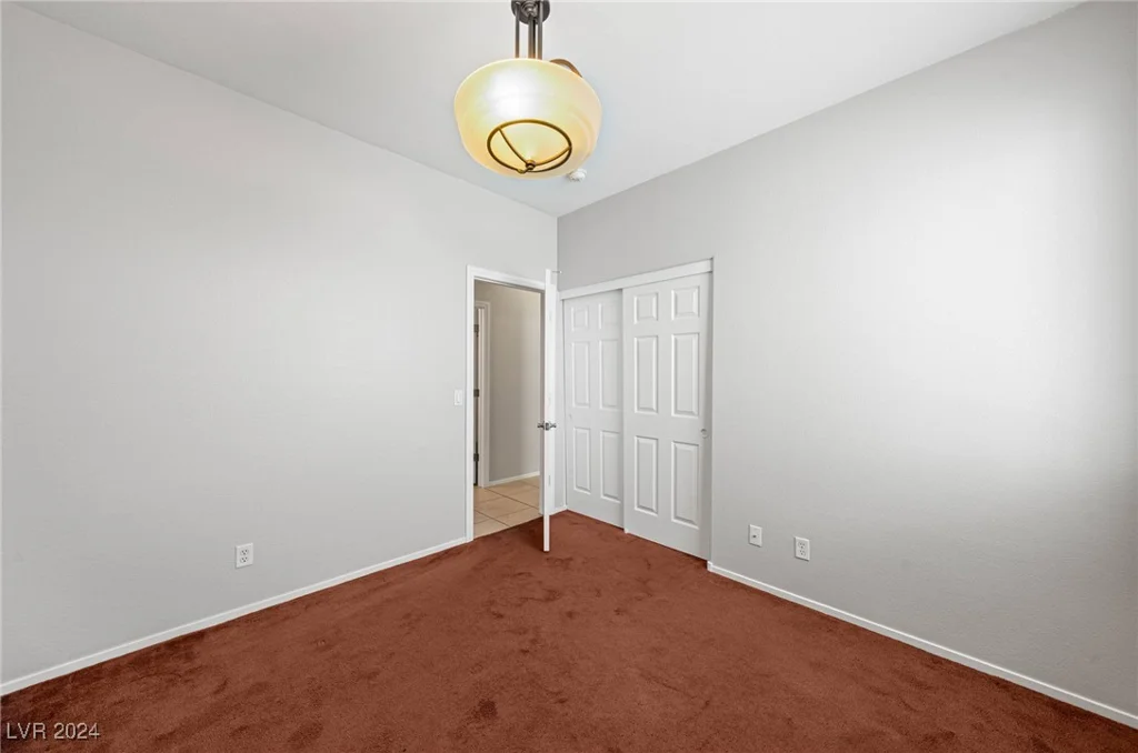 10372 SANTA CRESTA, Las Vegas, NV 89129