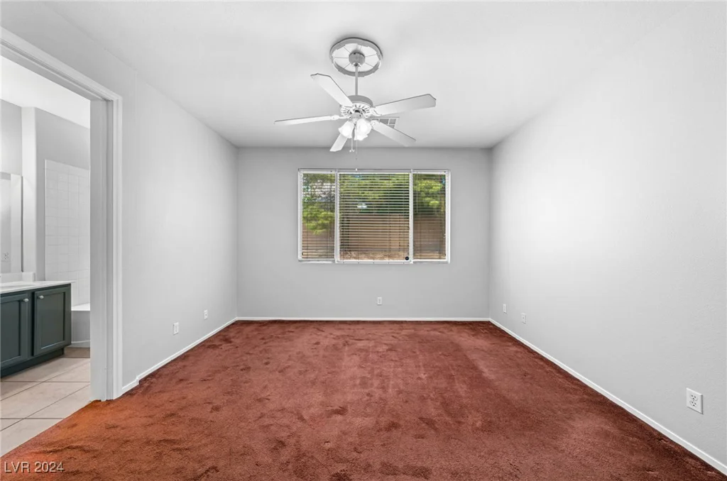 10372 SANTA CRESTA, Las Vegas, NV 89129