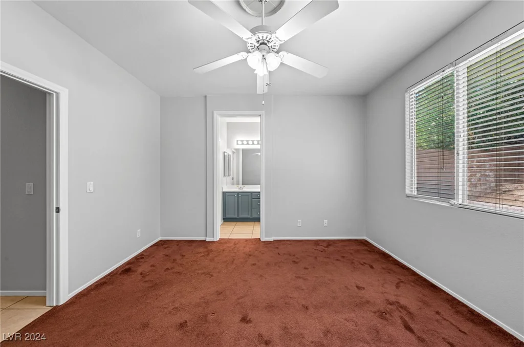 10372 SANTA CRESTA, Las Vegas, NV 89129