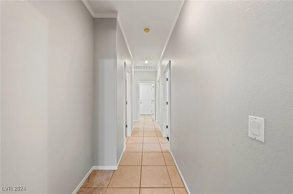 10372 SANTA CRESTA, Las Vegas, NV 89129