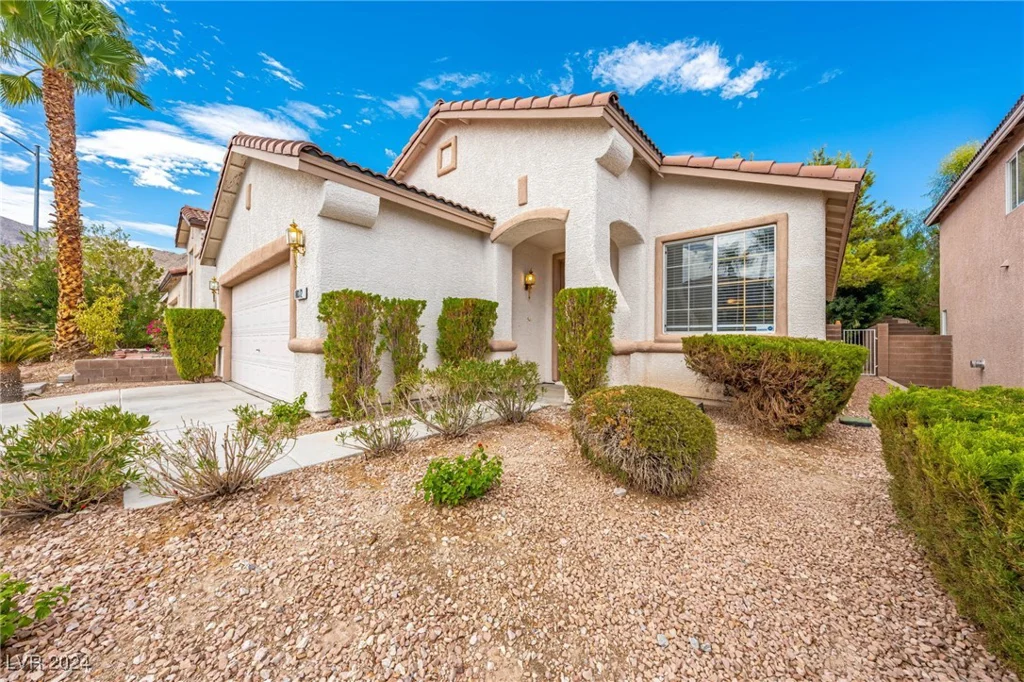 10372 SANTA CRESTA, Las Vegas, NV 89129