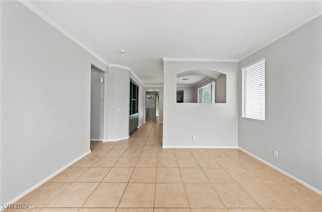 10372 SANTA CRESTA, Las Vegas, NV 89129