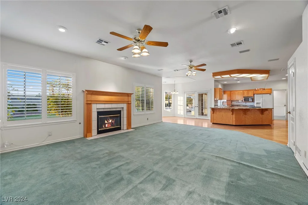 6460 Spanish Garden, Las Vegas, NV 89110