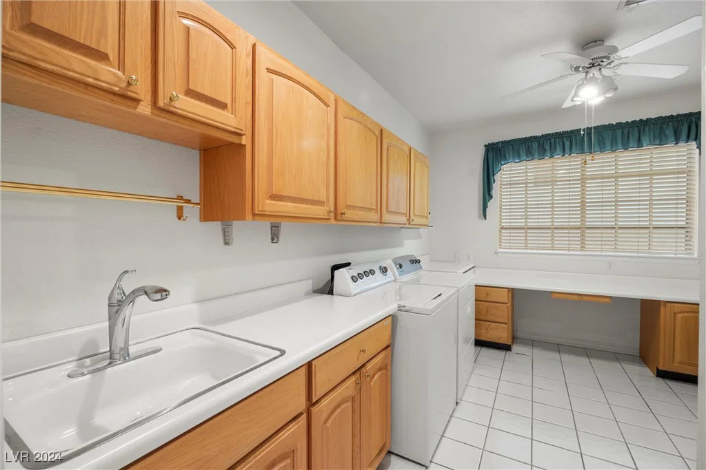 6460 Spanish Garden, Las Vegas, NV 89110