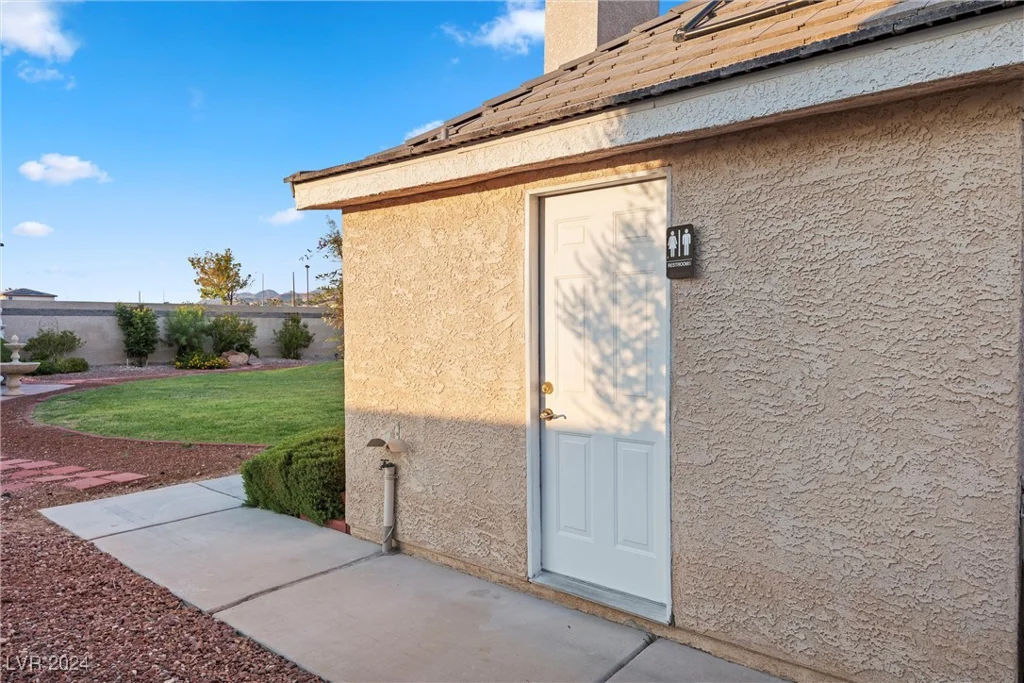 6460 Spanish Garden, Las Vegas, NV 89110