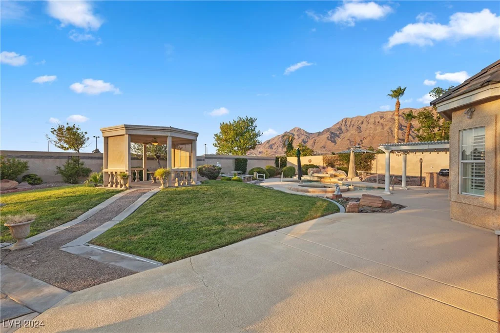 6460 Spanish Garden, Las Vegas, NV 89110